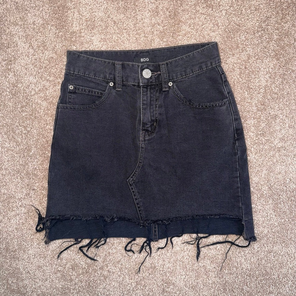 BDG Urban Outfitters Women's Black Mini Frayed Skirt Washed Black - Size XS - TP